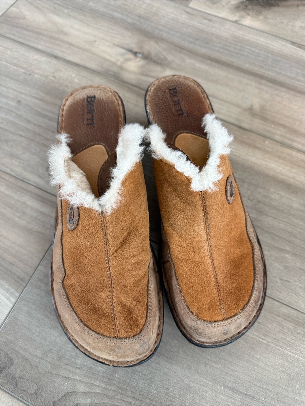 Born Women’s Tan Suede Shearling Slip-On Mule Size 10